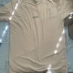 fresh vibes “woes t-shirt size m